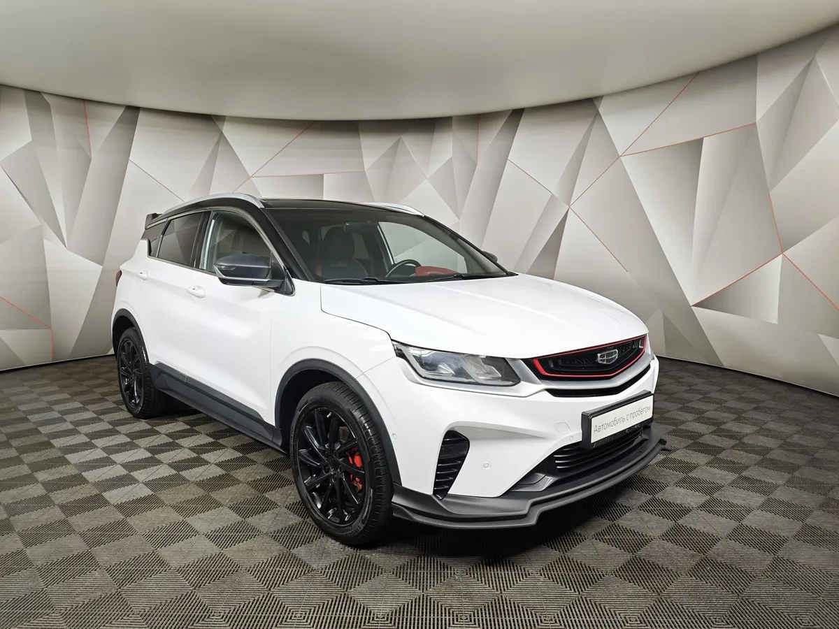 Geely Coolray 1.5T 7DCT 2WD (150 л.с.) Flagship Sport Белый в АВИЛОН. Слайд №3