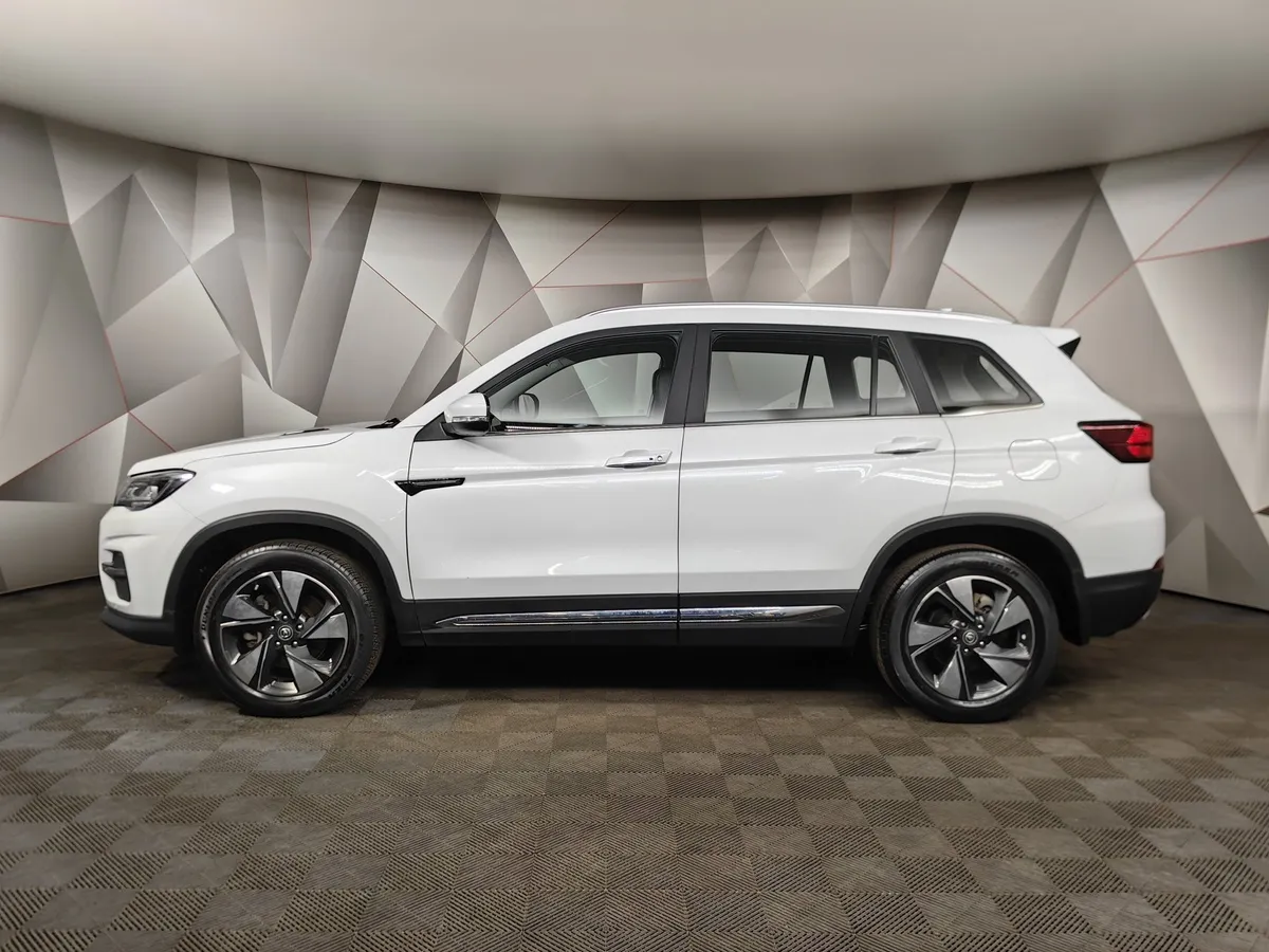 Changan CS75 1.8 AT AWD (149 л.с.) Luxe Белый в АВИЛОН. Слайд №5