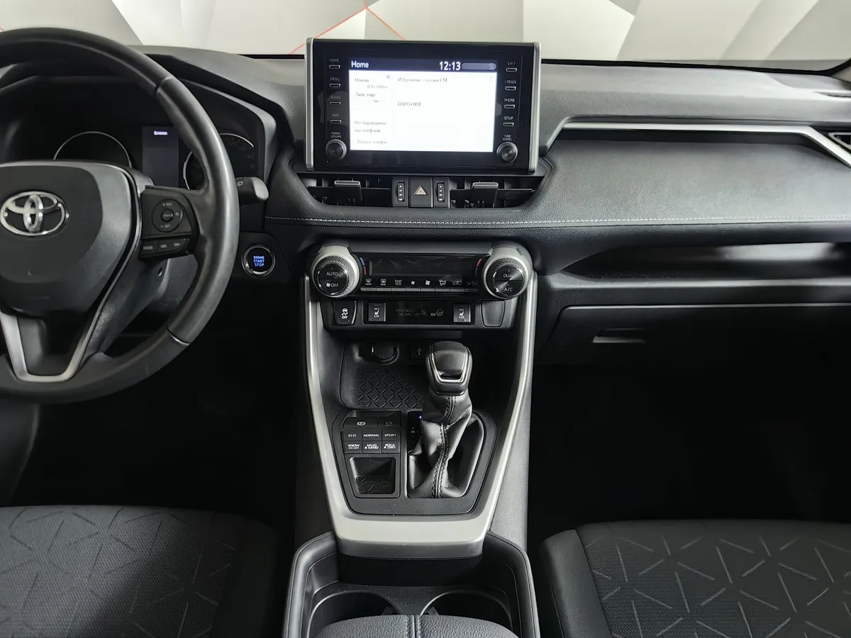 Toyota RAV4 2.0i CVT AWD (149 л.с.) Белый в АВИЛОН. Слайд №15