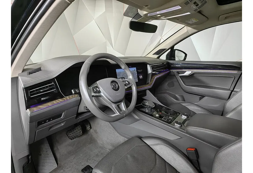 АВИЛОН - Volkswagen Touareg 3.0 V6 TDI Tiptronic 4Motion (249 л.с.) R-Line Черный - slide 12