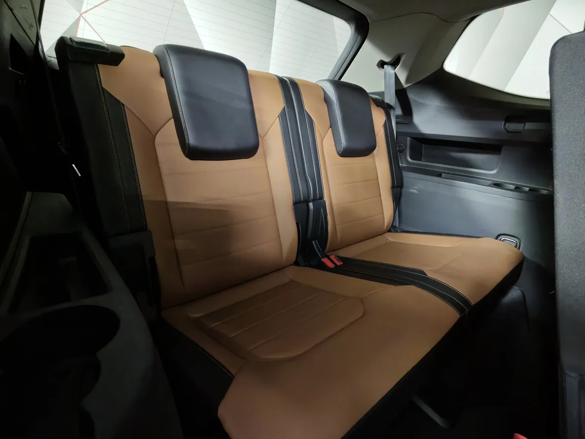Volkswagen Teramont 3.6 V6 AT 4Motion (280 л.с.) Exclusive Синий в АВИЛОН. Слайд №24