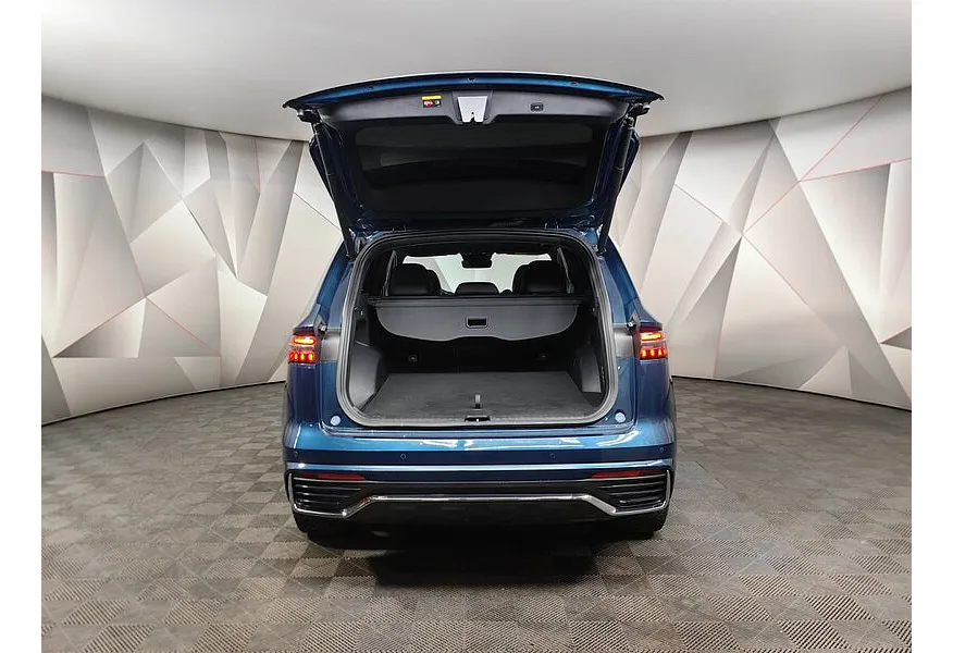 Geely Monjaro 2.0T 8AT 4WD (238 л.с.) Flagship Синий в АВИЛОН. Слайд №12