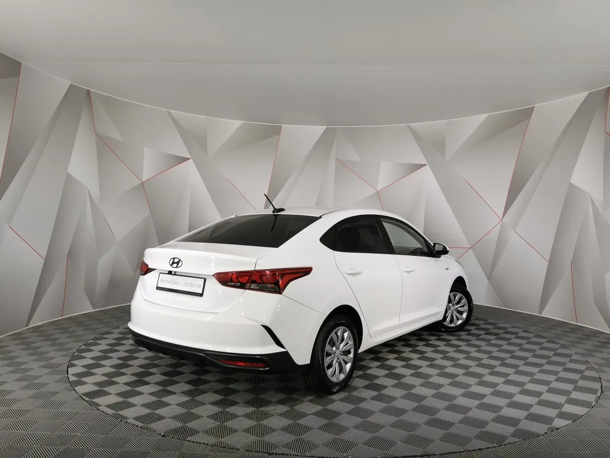Hyundai Solaris 1.6 AT (123 л.с.) Active Белый в АВИЛОН. Слайд №2