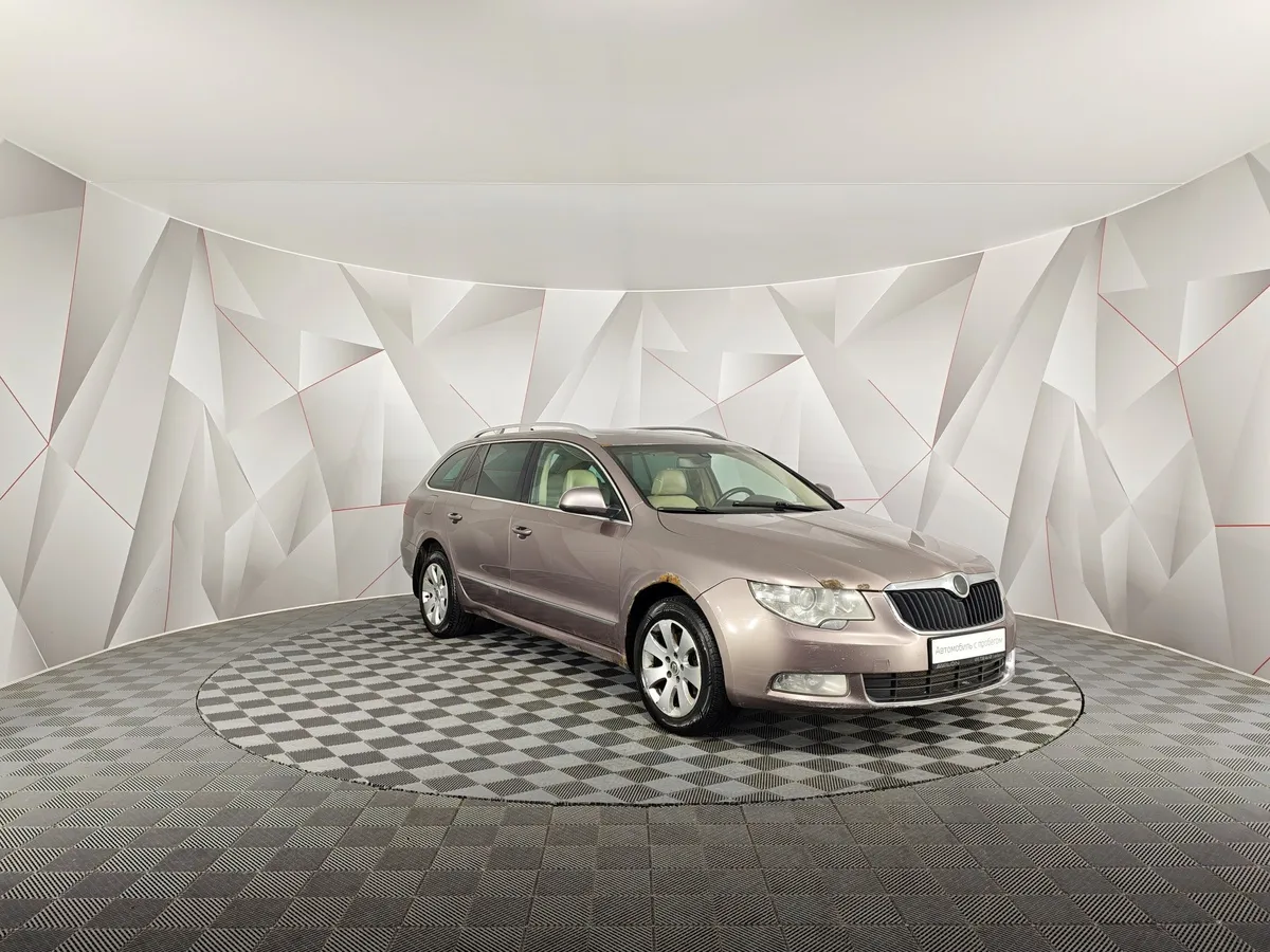 Skoda Superb 2.0 TDI DSG (140 л.с.) Серый в АВИЛОН. Слайд №3