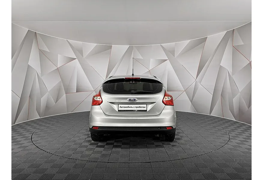 Ford Focus 1.6 PowerShift (125 л.с.) Titanium Серебристый в АВИЛОН. Слайд №8