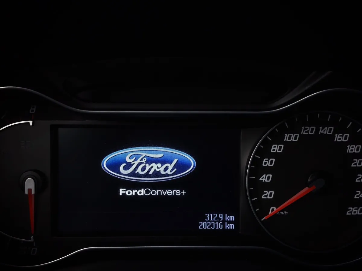 Ford Mondeo 2.0 MT (145 л.с.) Черный в АВИЛОН. Слайд №16