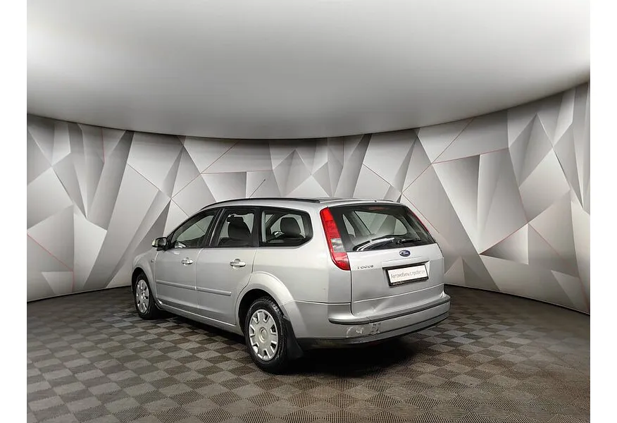 Ford Focus 1.6 AT (101 л.с.) Ghia Серебристый в АВИЛОН. Слайд №4