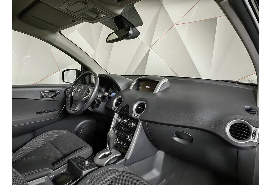 LIVE. Слайд №9