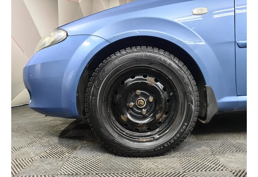 Chevrolet Lacetti 1.6 MT (109 л.с.) Синий в АВИЛОН. Слайд №9