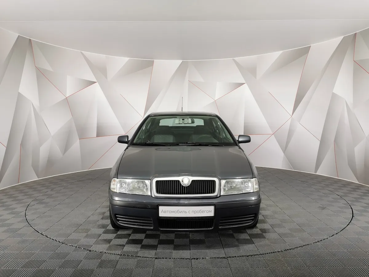 Skoda Octavia 1.4 MT (75 л.с.) Серый в АВИЛОН. Слайд №7