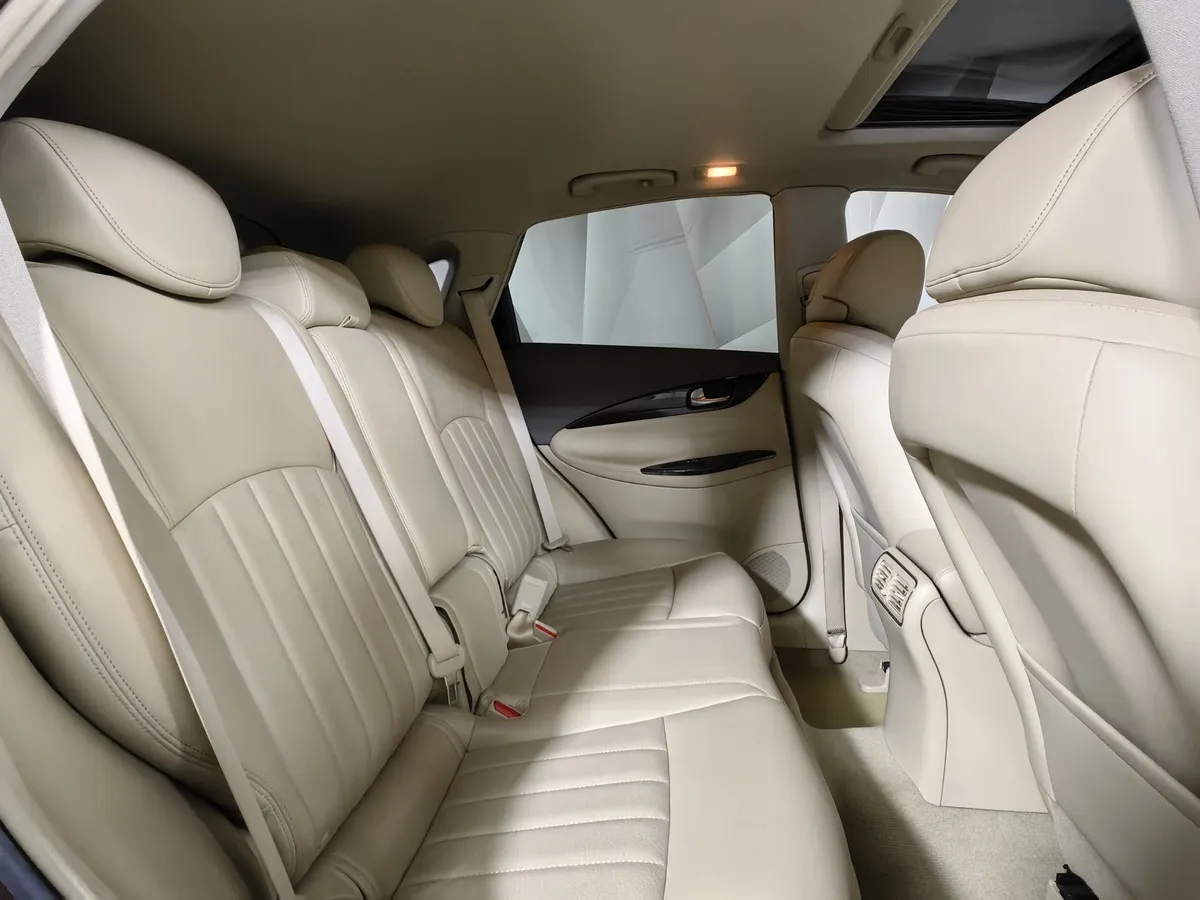 Infiniti QX50 2.5 AT AWD (222 л.с.) Красный в АВИЛОН. Слайд №16