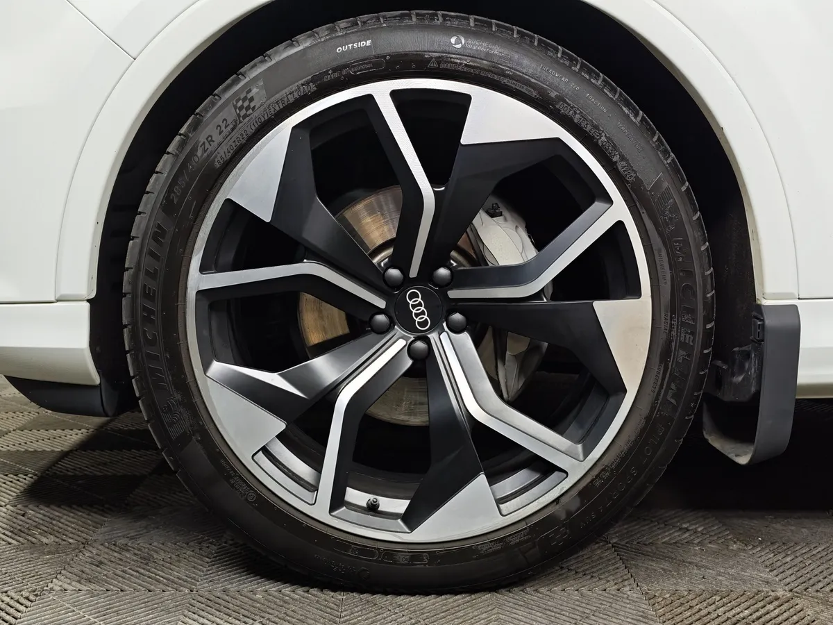 Audi Q7 3.0 TDI Tiptronic quattro (249 л.с.) Белый в АВИЛОН. Слайд №9