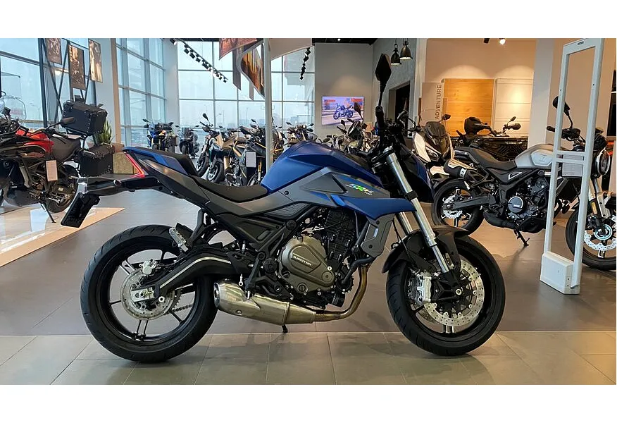 LIVE. Слайд №3