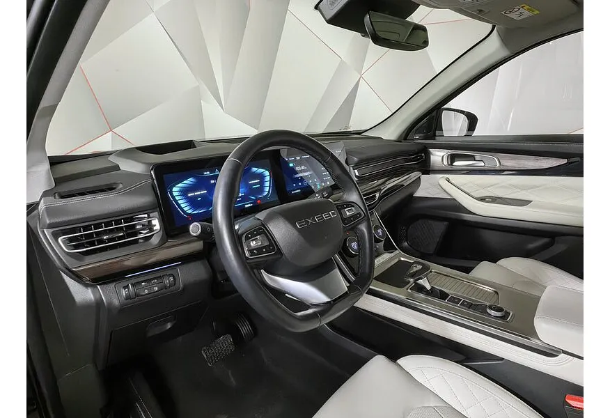 EXEED VX 2.0 AMT AWD (249 л.с.) President Черный в АВИЛОН. Слайд №18