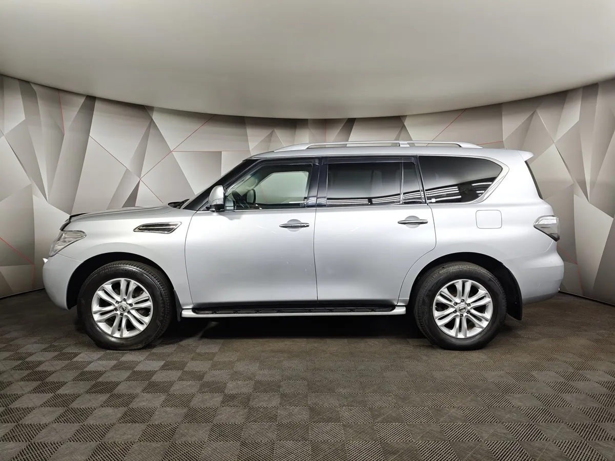 Nissan Patrol 5.6 AT 4WD (405 л.с.) Серебристый в АВИЛОН. Слайд №5