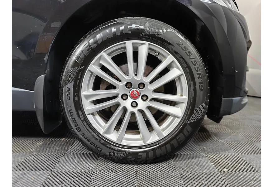 Jaguar F-Pace 2.0 TD AT AWD (180 л.с.) Prestige Черный в АВИЛОН. Слайд №9