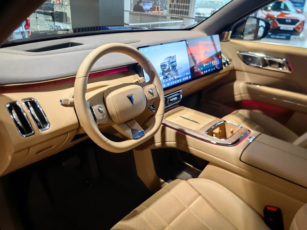 Deepal S09 1.5h AT 4WD (492 л.с.) 5 мест Techno Синий в АВИЛОН. Слайд №7