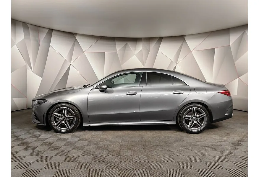 Mercedes-Benz CLA 200 7G-DCT (150 л.с.) Sport Серый в АВИЛОН. Слайд №5