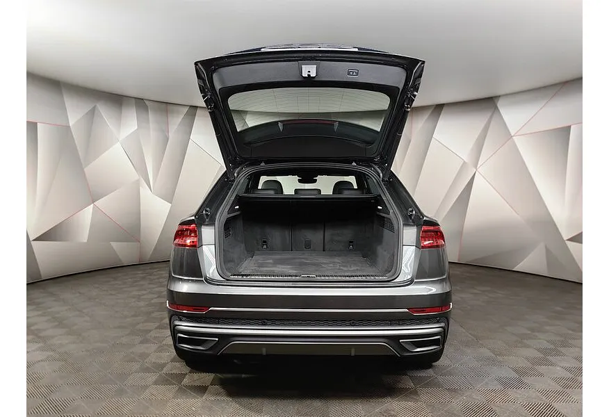 Audi Q8 45 TDI Tiptronic quattro (249 л.с.) Серый в АВИЛОН. Слайд №18