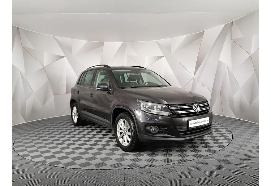 Volkswagen Tiguan 1.4 TSI BlueMotion DSG (150 л.с.) Avenue Серый в АВИЛОН. Слайд №2