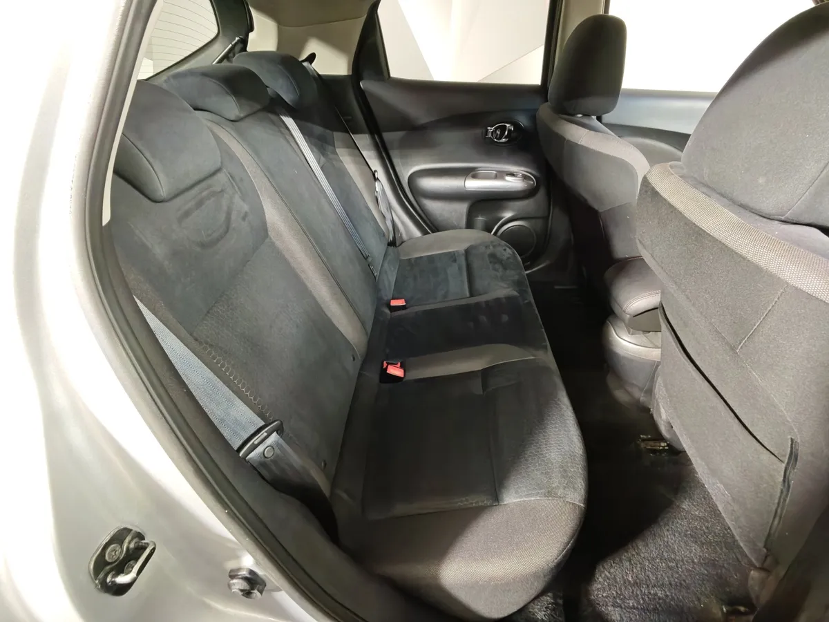 Nissan Juke 1.6 turbo CVT AWD (190 л.с.) Серебристый в АВИЛОН. Слайд №13