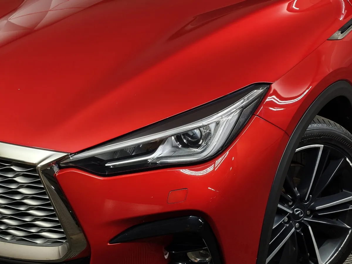 Infiniti QX55 2.0 CVT AWD (249 л.с.) Красный в АВИЛОН. Слайд №10