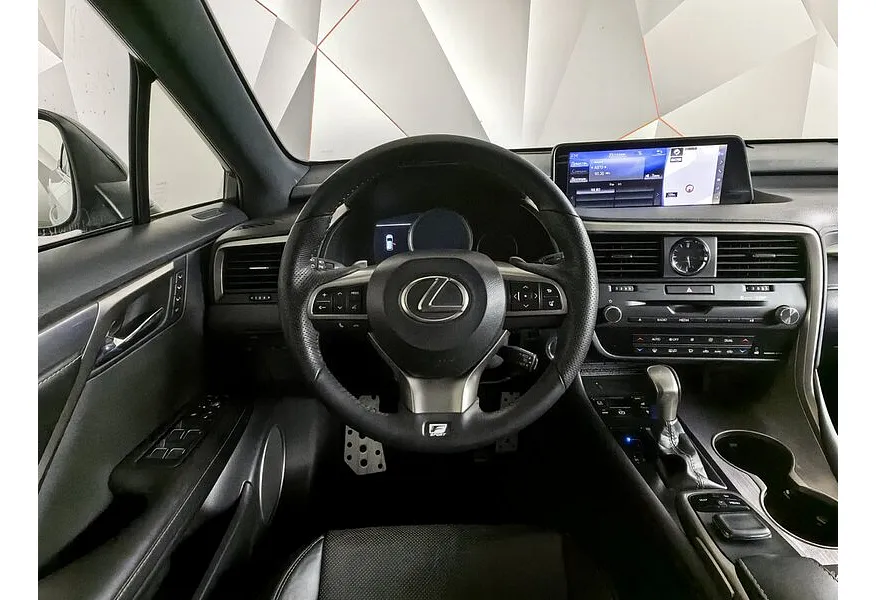 Lexus RX 2.0 AT AWD (238 л.с.) Luxury Белый в АВИЛОН. Слайд №19