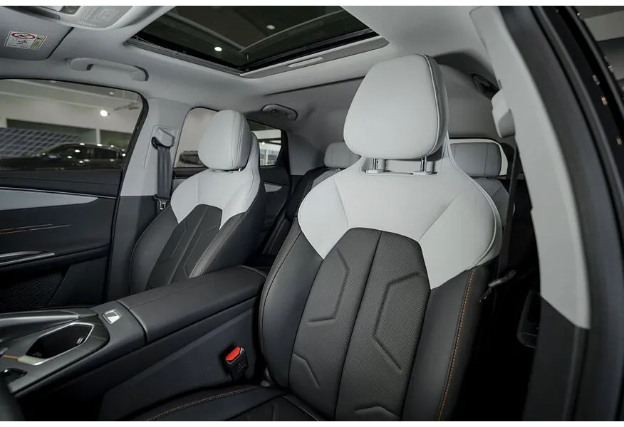 Omoda C5 1.5T DCT FWD (147 л.с.) Стиль Черный в АВИЛОН. Слайд №15