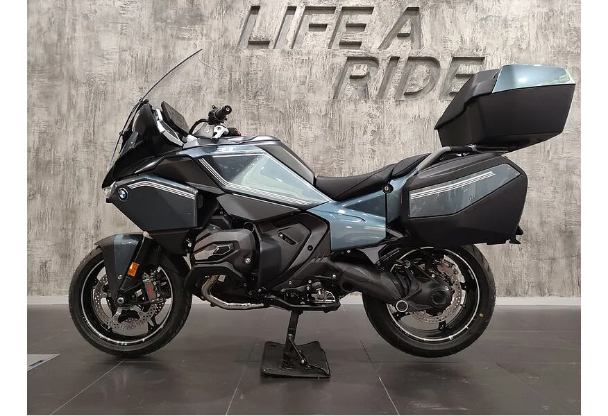 BMW Motorrad R 1300 RT 1300 см³ (145 л.с.) (145) 1300 Зеленый в АВИЛОН. Слайд №3