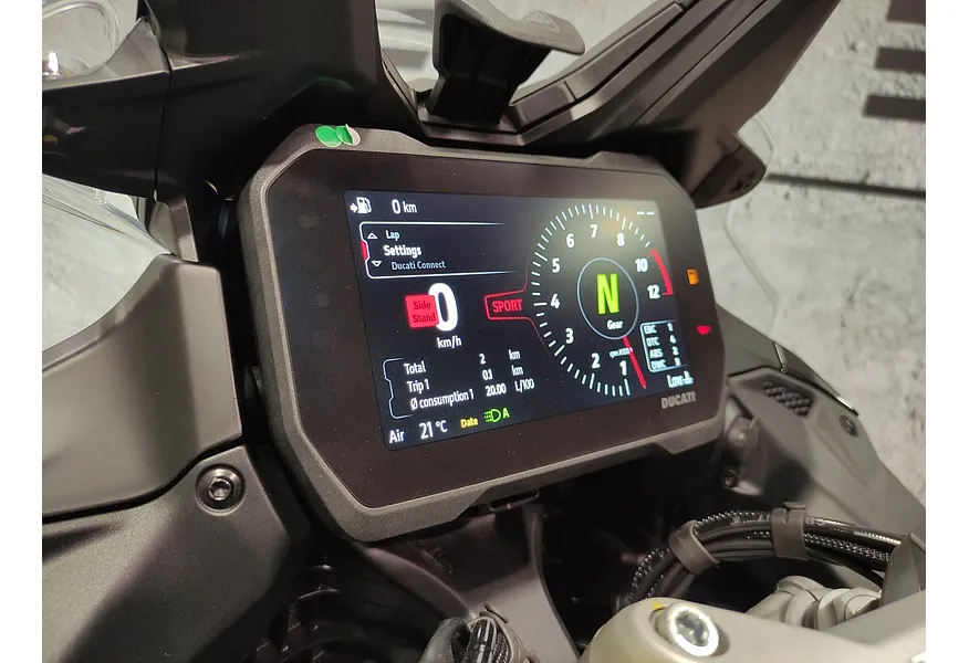 Ducati Multistrada V4 1158 см³ (170 л.с.) (170) 1158 Черный в АВИЛОН. Слайд №3