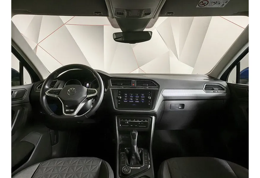 Volkswagen Tiguan 2.0 TSI 4Motion AT (180 л.с.) Status Синий в АВИЛОН. Слайд №13