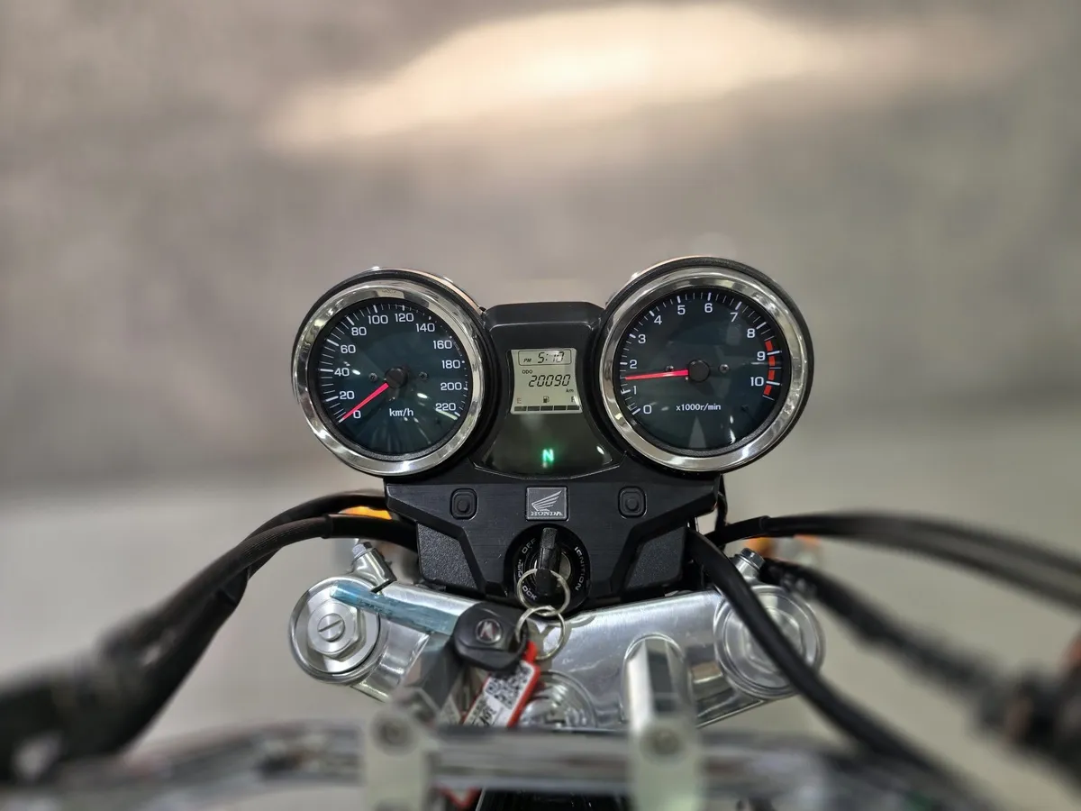АВИЛОН - Honda CB1000 Hornet 998 см³ (158 л.с.) (158) 998 Серый - slide 10270078