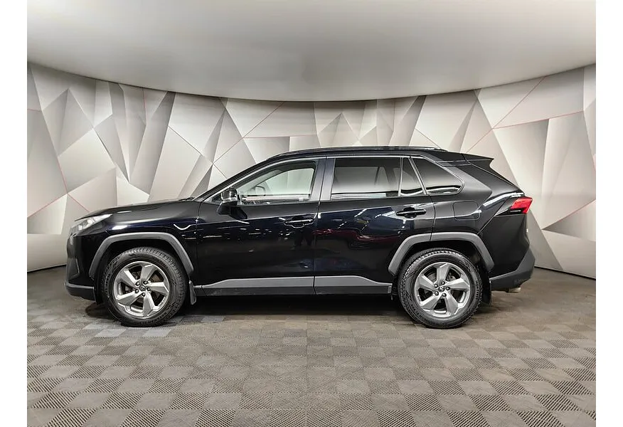 LIVE. Слайд №3