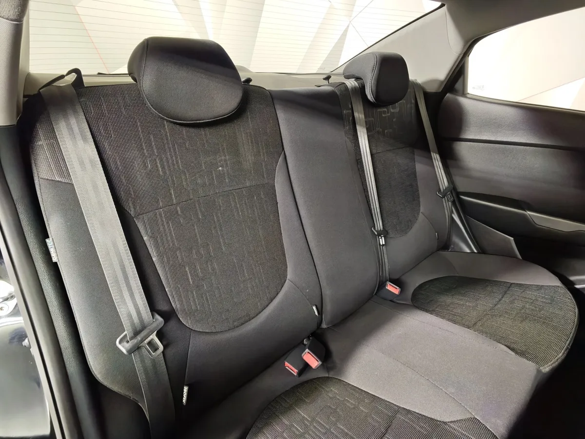 Kia Rio 1.6 AT (123 л.с.) Черный в АВИЛОН. Слайд №13