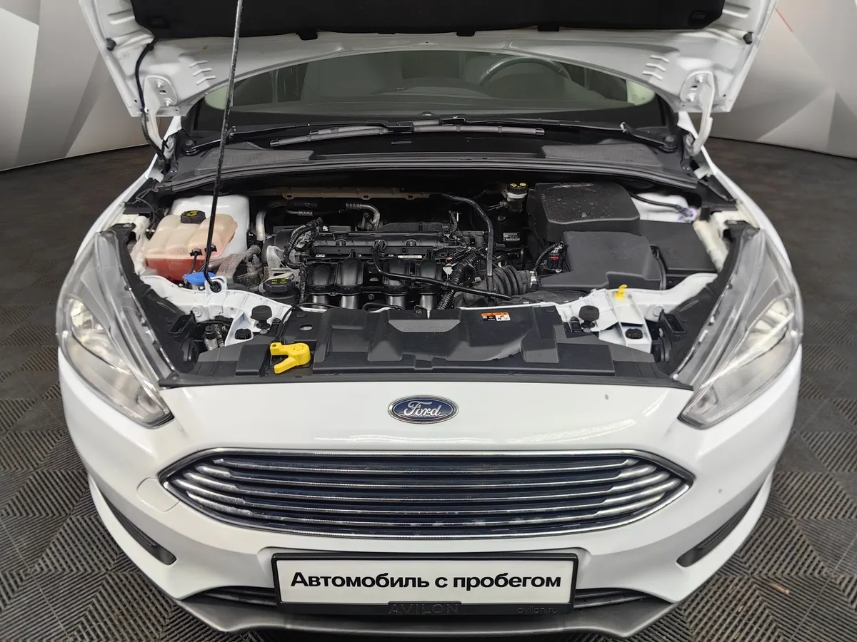Ford Focus 1.6 Ti-VCT PowerShift (105 л.с.) Trend Белый в АВИЛОН. Слайд №11
