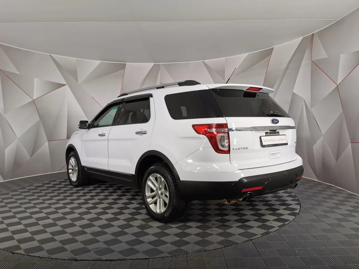 Ford Explorer 3.5 SelectShift 4WD (294 л.с.) Белый в АВИЛОН. Слайд №4