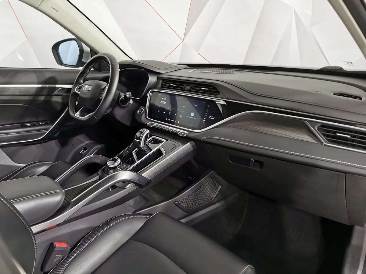 Geely Atlas Pro 1.5T 7DCT AWD (177 л.с.) Flagship Серый в АВИЛОН. Слайд №13