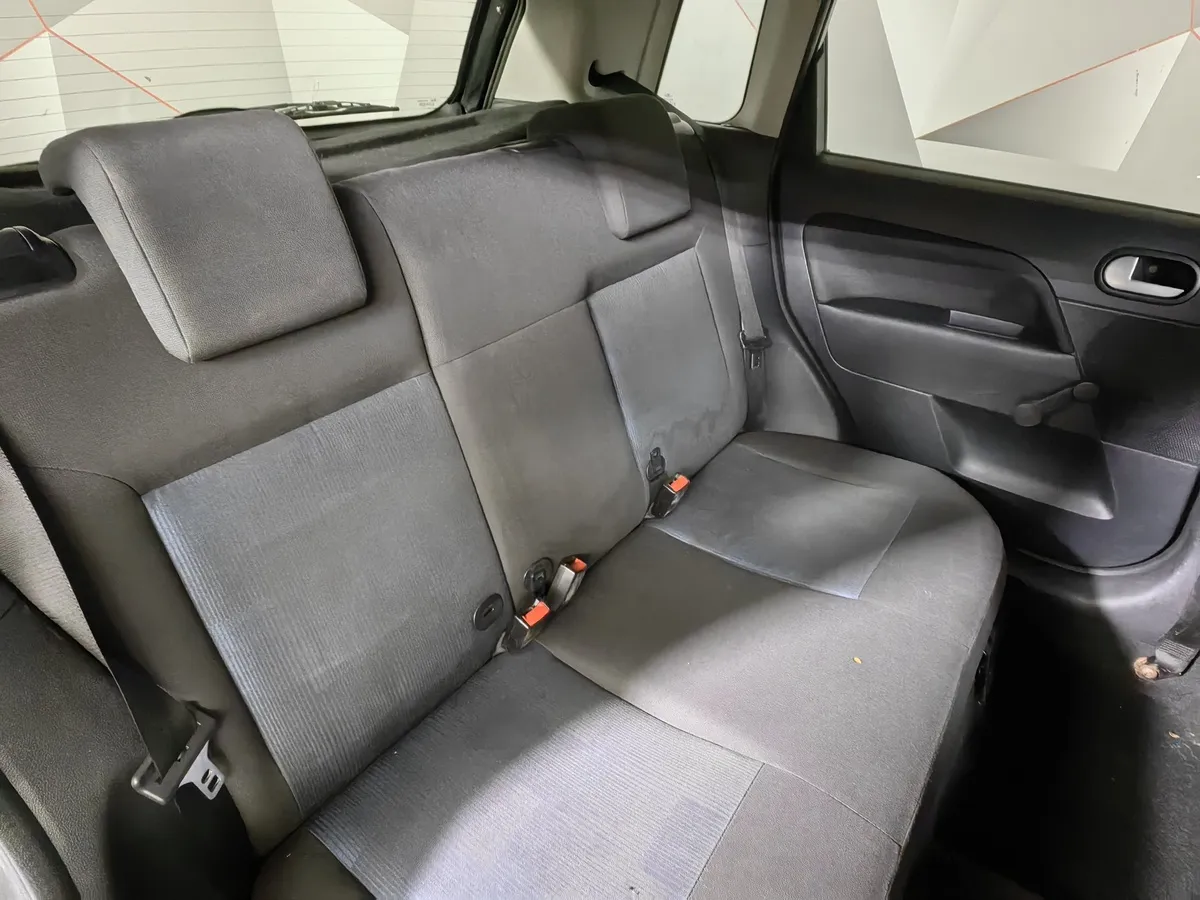 Ford Fiesta 1.4 Durashift EST (79 л.с.) Comfort Черный в АВИЛОН. Слайд №14