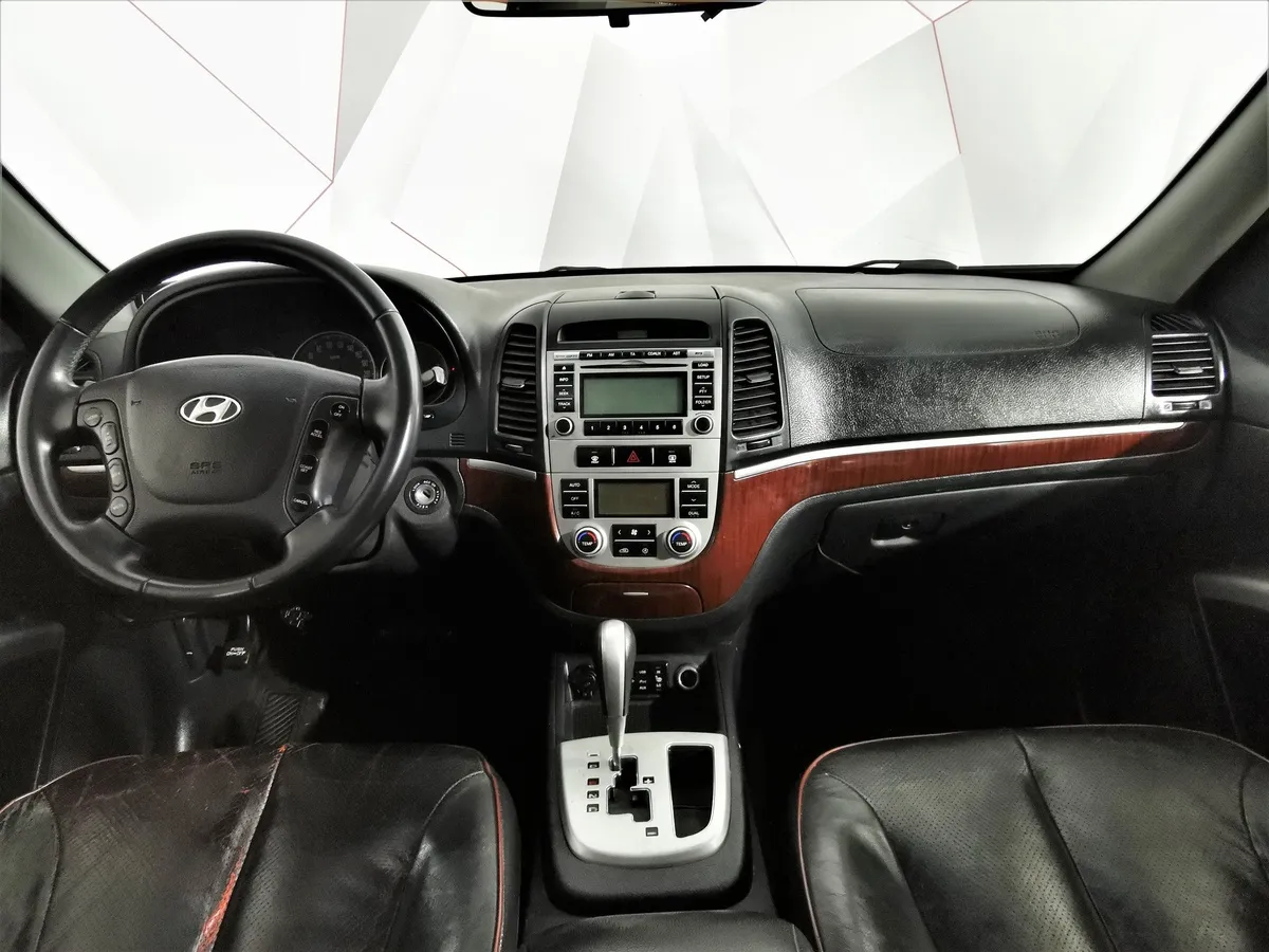 Hyundai Santa Fe 2.2 CRDi AT (153 л.с.) Черный в АВИЛОН. Слайд №13
