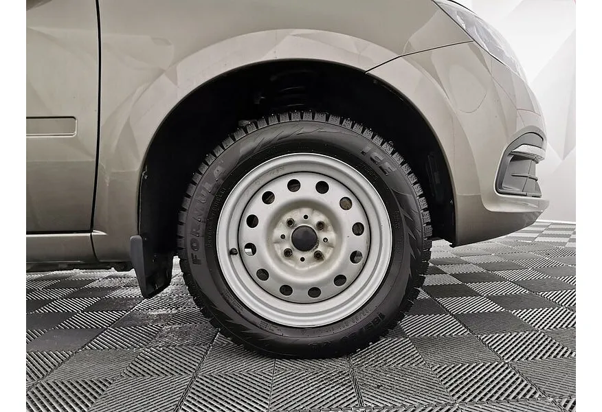 ВАЗ (Lada) Granta 1.6 MT 16 кл (106 л.с.) Коричневый в АВИЛОН. Слайд №9