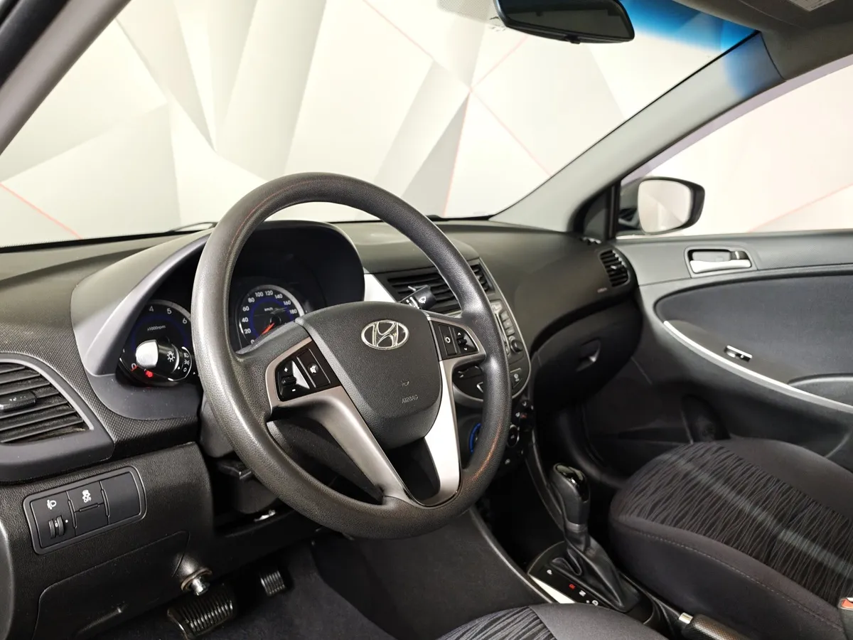 Hyundai Solaris 1.6 AT (123 л.с.) Active Plus Черный в АВИЛОН. Слайд №19