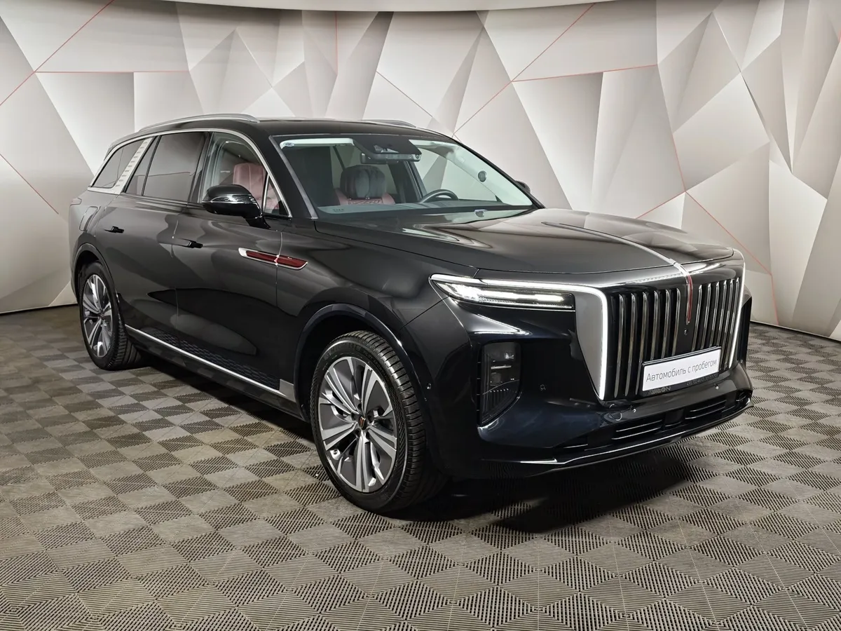 Hongqi E-HS9 AT 4WD (551 л.с.) 6 мест Делюкс Черный в АВИЛОН. Слайд №3