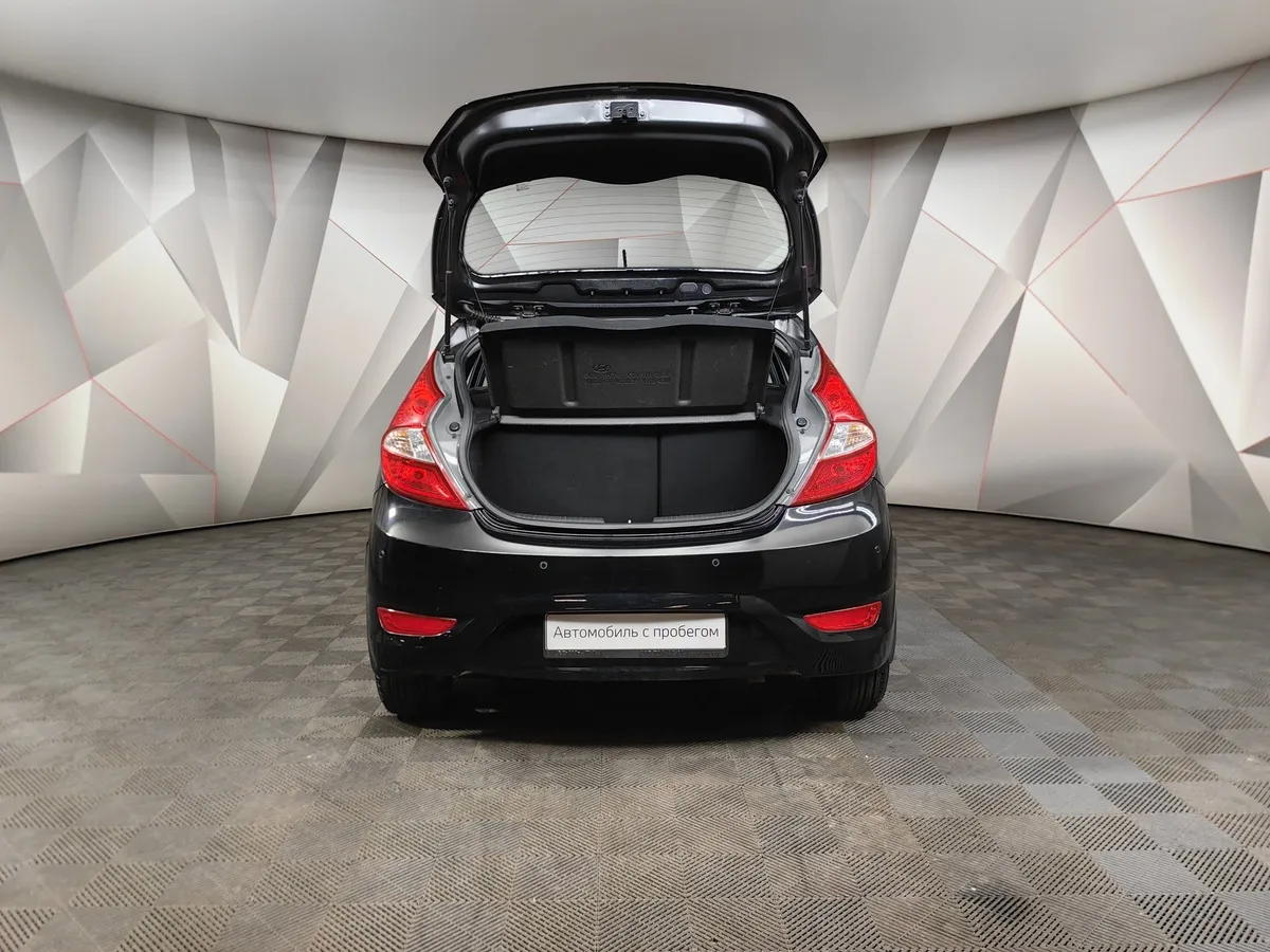 Hyundai Solaris 1.4 MT (107 л.с.) Active Черный в АВИЛОН. Слайд №12