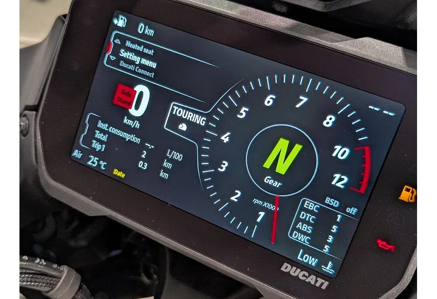 АВИЛОН - Ducati Multistrada V4 1158 см³ (170 л.с.) (170) 1158 Черный - slide 3