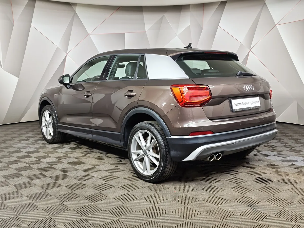 Audi Q2 1.4 TFSI S tronic (150 л.с.) Коричневый в АВИЛОН. Слайд №4