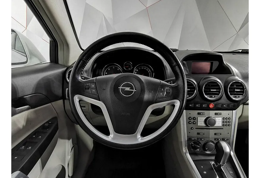 Opel Antara 2.2 CDTi AT AWD (184 л.с.) Белый в АВИЛОН. Слайд №19