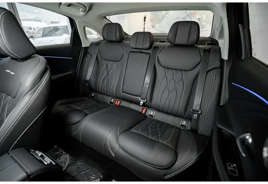 АВИЛОН - Chery Arrizo 8 1.6T DCT (150 л.с.) Ultra (2 цвета) - slide 6