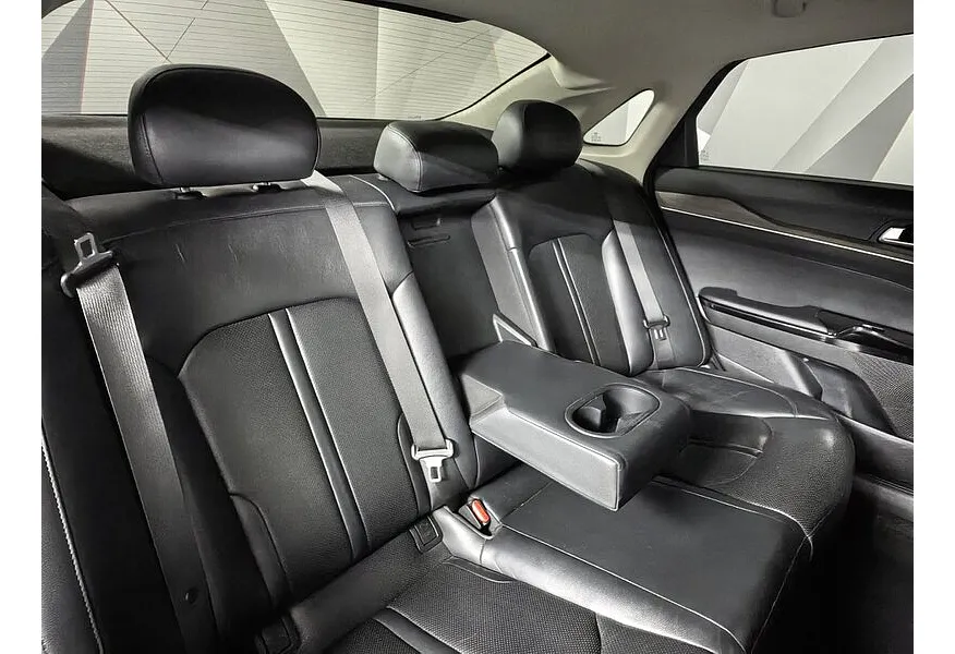 Kia K5 2.5 GDI AT 2WD (194 л.с.) Luxe Синий в АВИЛОН. Слайд №15 Kia K5 2.5 GDI AT 2WD (194 л.с.) Luxe Синий в АВИЛОН. Слайд №15