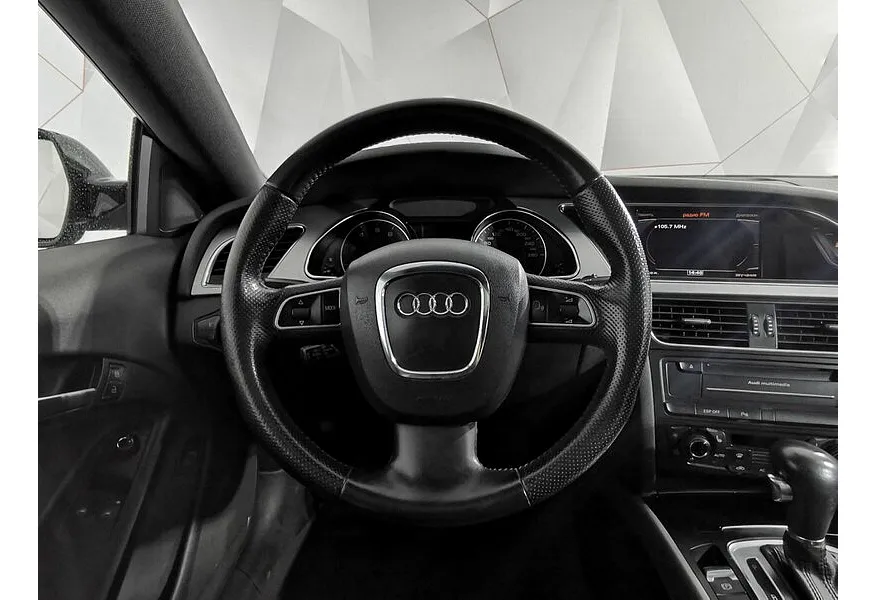 Audi A5 1.8 TFSI multitronic (160 л.с.) Черный в АВИЛОН. Слайд №19