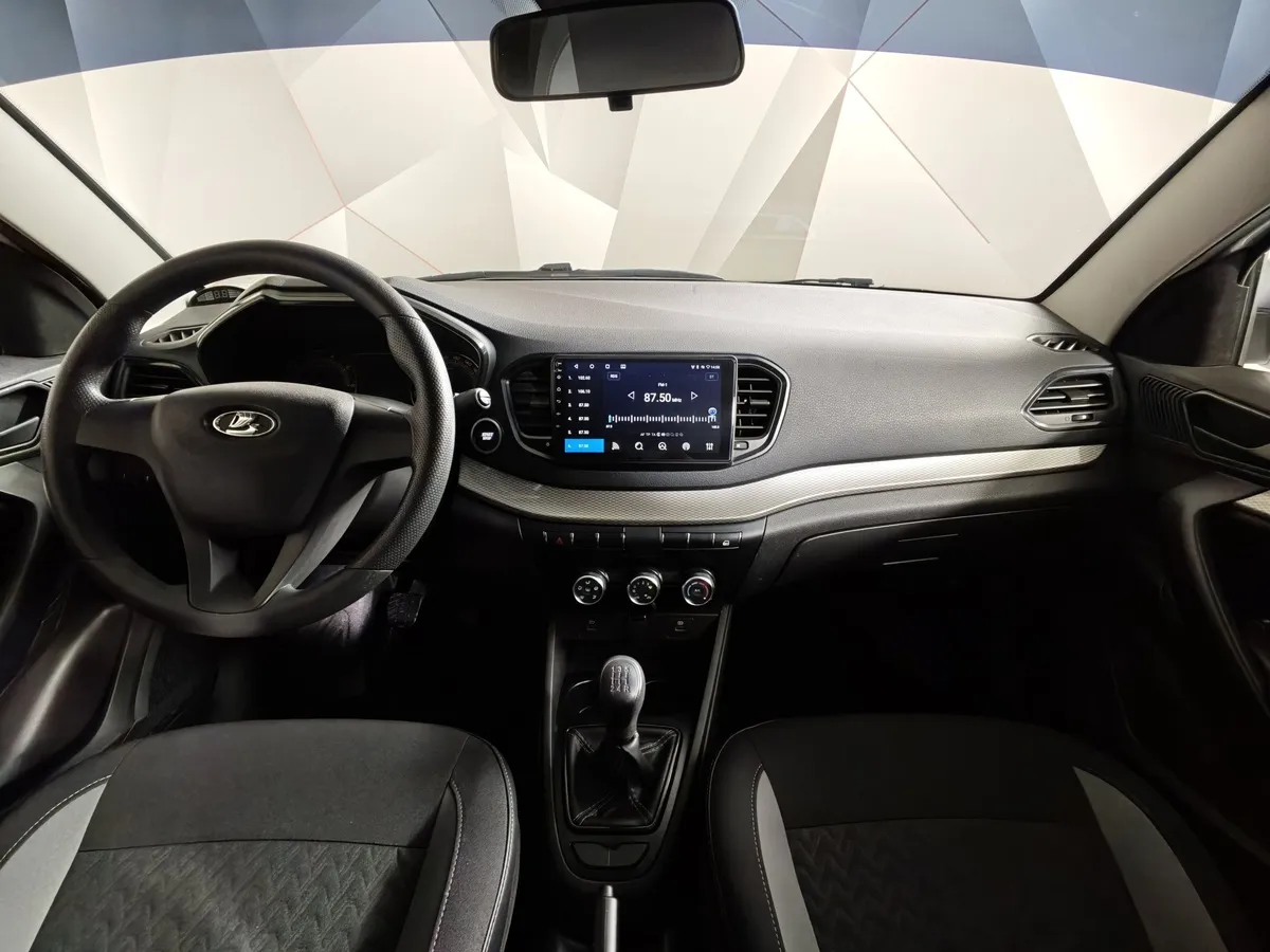 ВАЗ (Lada) Vesta 1.6 MT (106 л.с.) Белый в АВИЛОН. Слайд №14